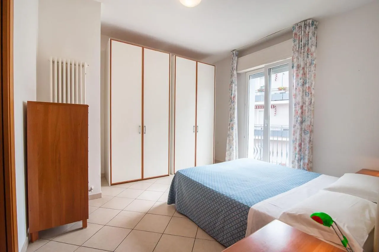 Appartamenti Siviglia Cattolica 0*,  Italy